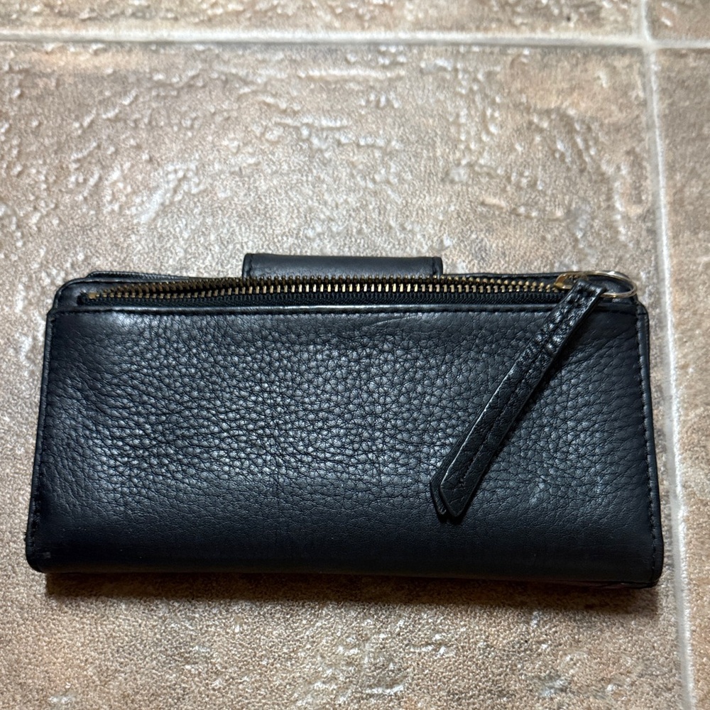 Fossil Women's Colorful Leather Wallet - Picture 3 of 5